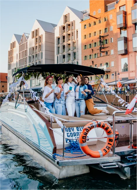 Bachelorette party cruise in Gdańsk